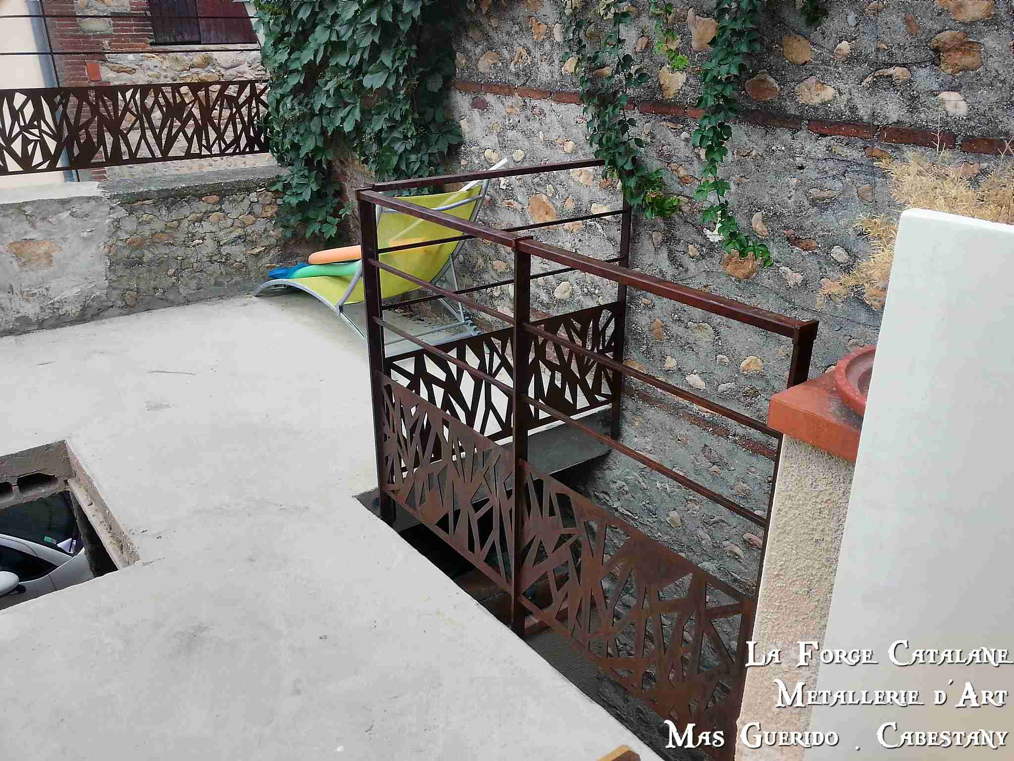 Garde corps decoupe laser lisses rouille forge catalane 2.jpg